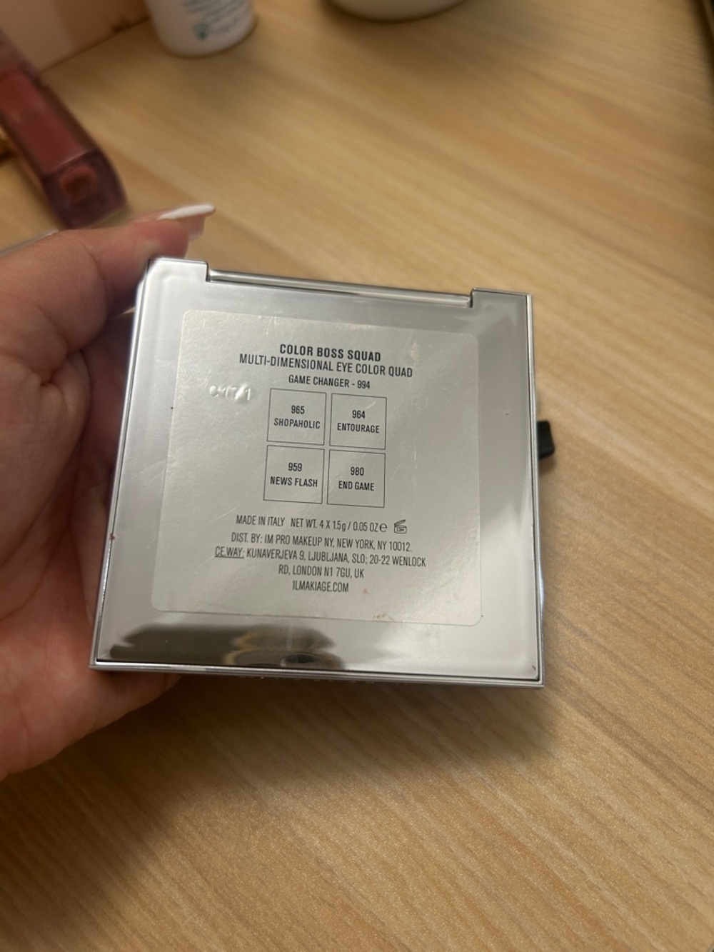 IL MAKIAGE Silver Compact Color Boss Squad Eye Quad
